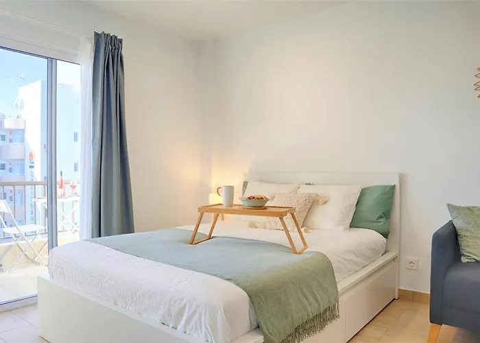 732 New Sea View Americas +wifi Apartment *